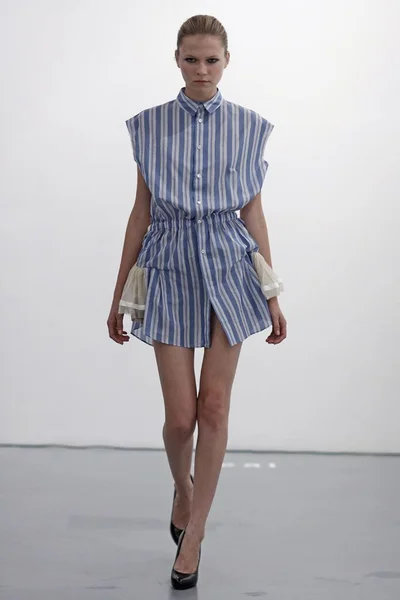 Look 5
